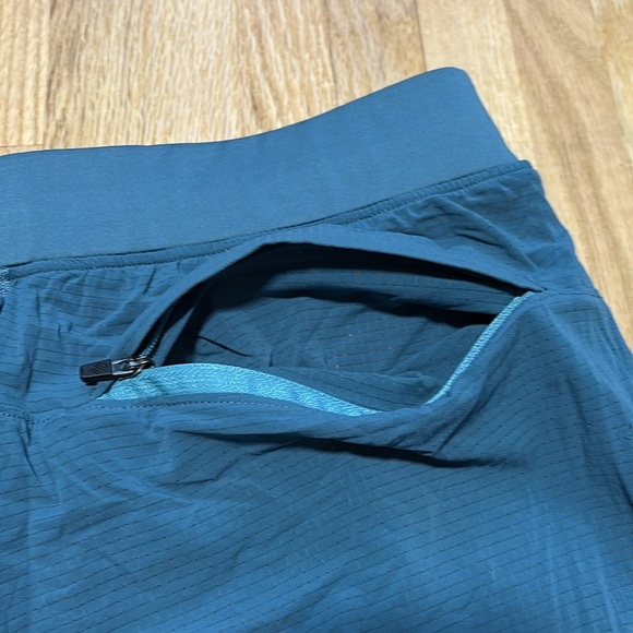 MPG Men's Aerate Lined Shorts with Zipper Pocket and Inner Pocket - Picture 8 of 8